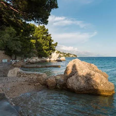 Villa Anima, Stanici, Near Omis